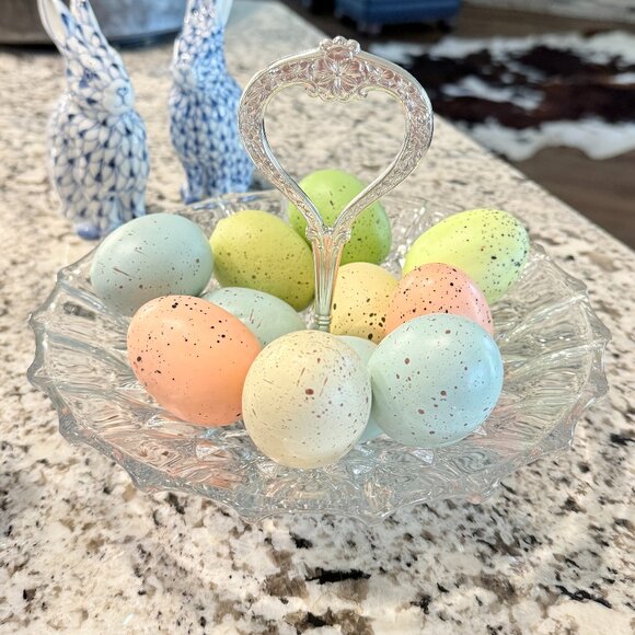 Vintage Crystal candy dish with silver handle - Picture 4 of 13